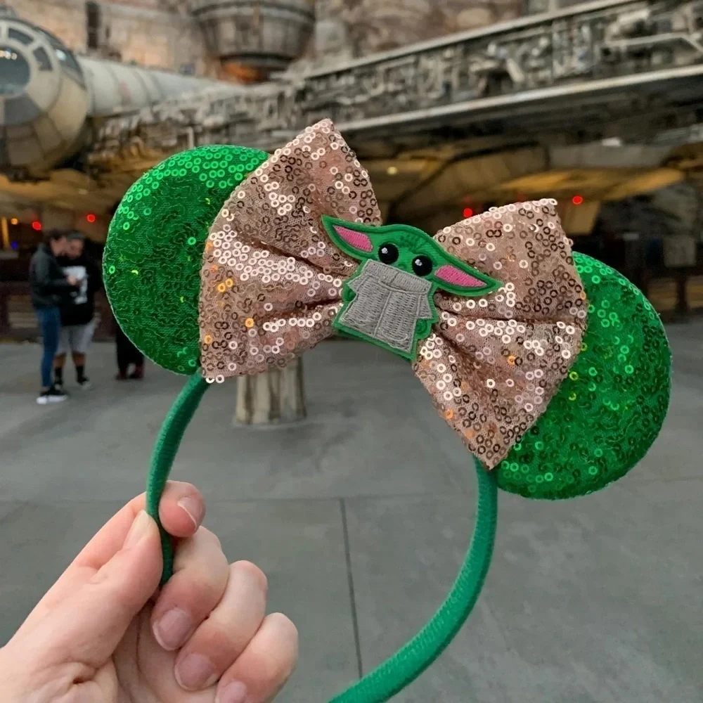 Grogu Star Wars baby yoda mickey ears sequins bow minnie headband mandalorian